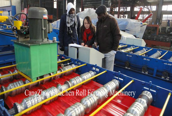 Автоматическая машина для формовки рулонов из стали с двойным слоем и покрытием для изготовления черепицы толщиной 0,3-0,6 мм