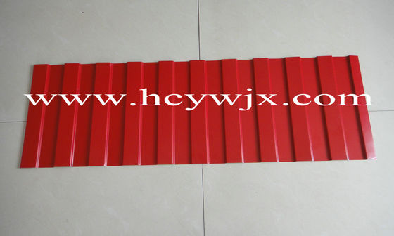 Голубой высокоскоростной крен панели крыши формируя машину/крен бывшие