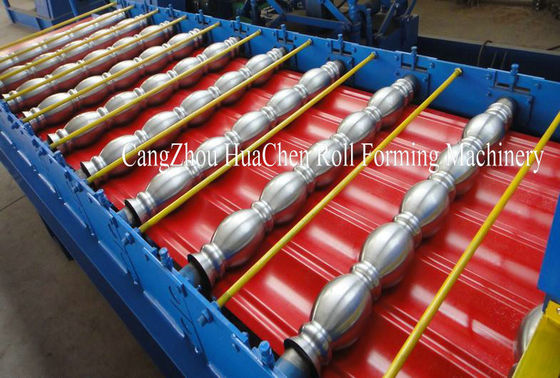 Гидровлическая крыша стального листа двойного слоя вырезывания формируя машину с 2 профилями в одном